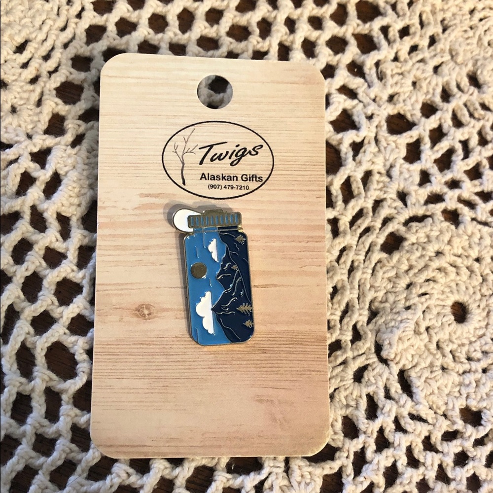 Blue Mountain Jar Enamel Pin